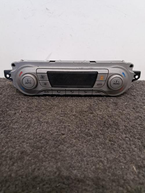 Image Commande chauffage - FORD KUGA 1