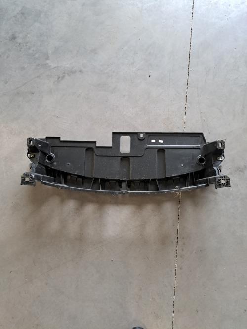 Image Armature avant, Masque avant - PEUGEOT 5008 2
