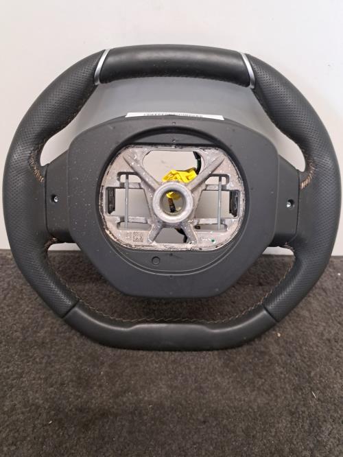 Image Volant - PEUGEOT 5008 2