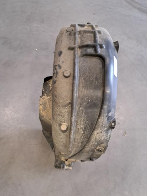 Image Pare boue arriere droit - PEUGEOT 5008 2