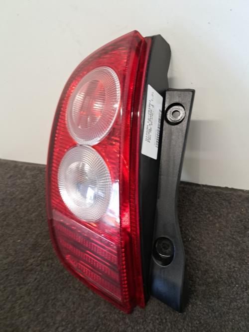 Image Feu arriere principal gauche (feux) - NISSAN MICRA 3