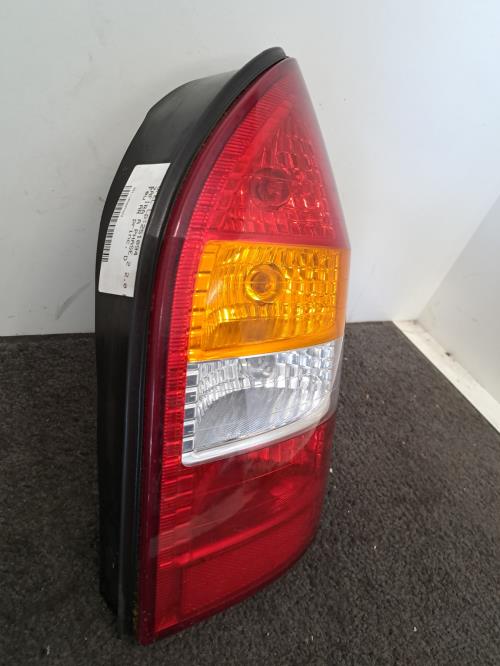 Image Feu arriere principal droit (feux) - OPEL ZAFIRA A
