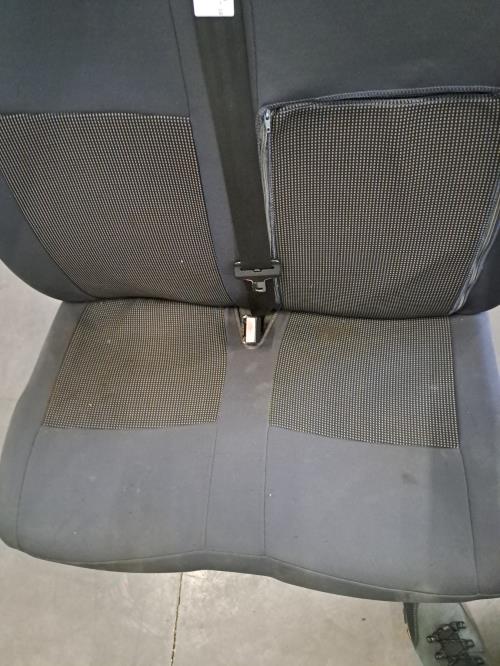 Image Siege avant droit (banquette double) - PEUGEOT EXPERT 2