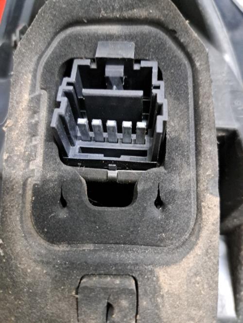 Image Feu arriere principal droit (feux) - RENAULT TWINGO 2