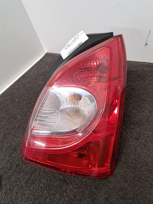 Image Feu arriere principal droit (feux) - RENAULT TWINGO 2