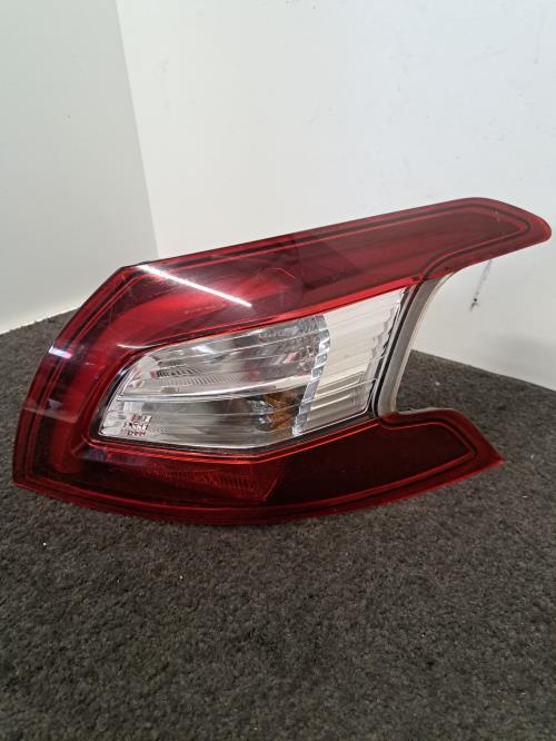 Image Feu arriere principal droit (feux) - PEUGEOT 308 2