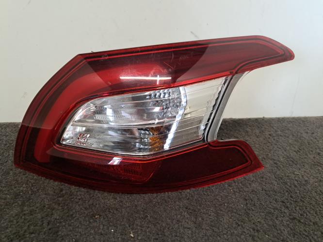 Image Feu arriere principal droit (feux) - PEUGEOT 308 2