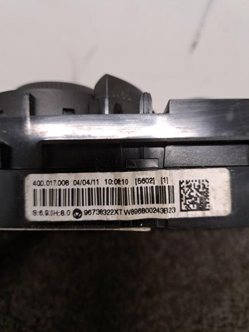 Image Commande chauffage - PEUGEOT 3008 1