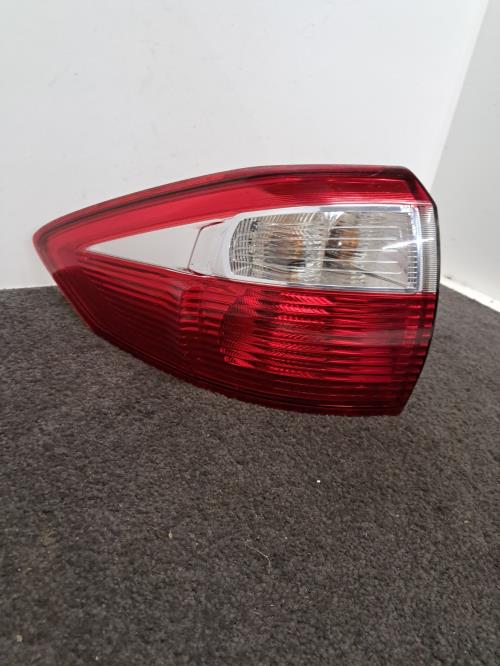 Image Feu arriere principal gauche (feux) - FORD C-MAX 2