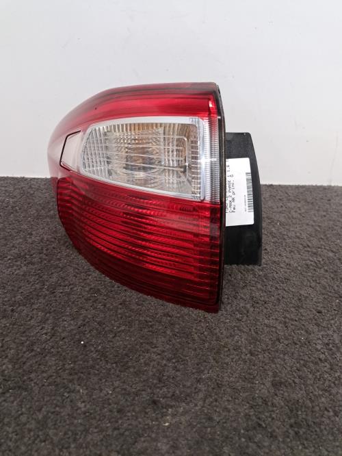 Image Feu arriere principal gauche (feux) - FORD C-MAX 2