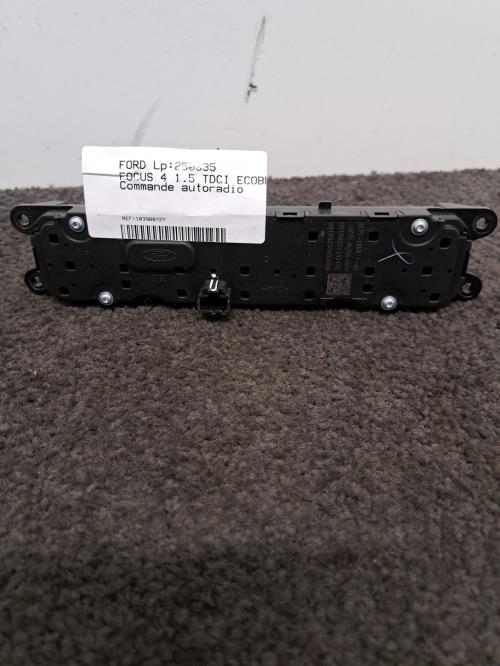 Image Commande autoradio - FORD FOCUS 4