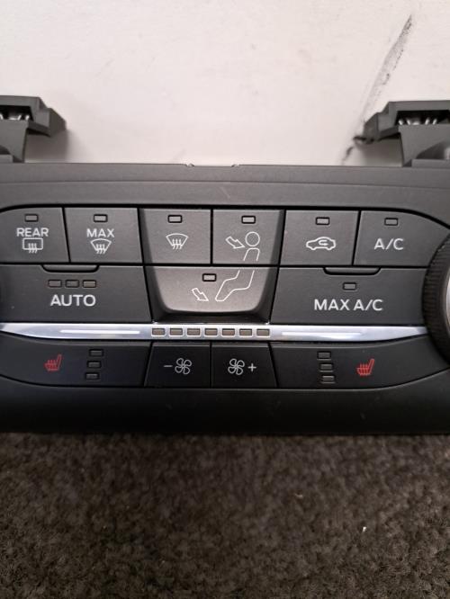 Image Commande chauffage - FORD FOCUS 4