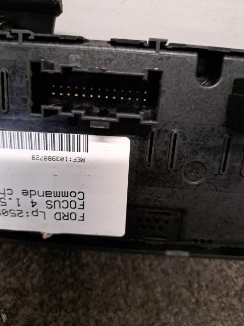 Image Commande chauffage - FORD FOCUS 4