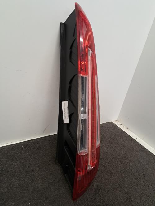 Image Feu arriere principal droit (feux) - FORD C-MAX 1