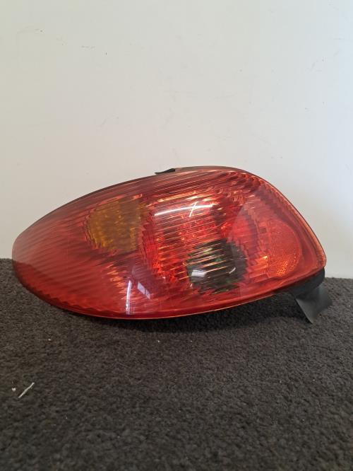 Image Feu arriere principal gauche (feux) - PEUGEOT 206