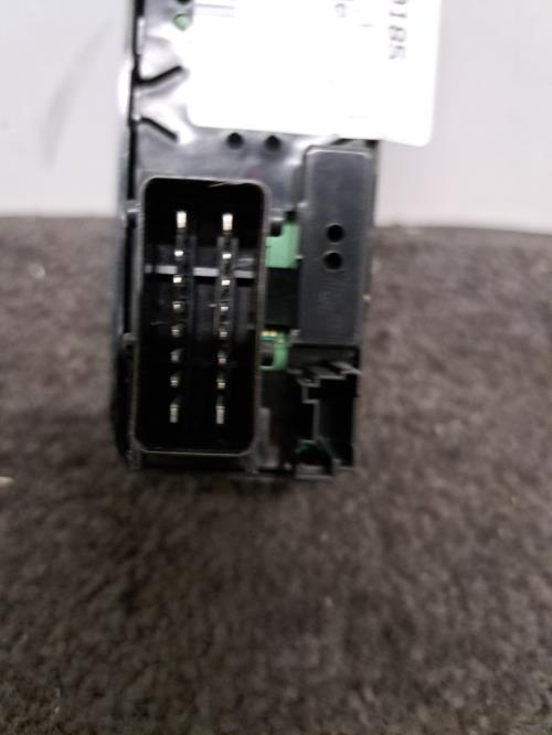 Image Interrupteur de leve vitre avant gauche - CITROEN C3 2