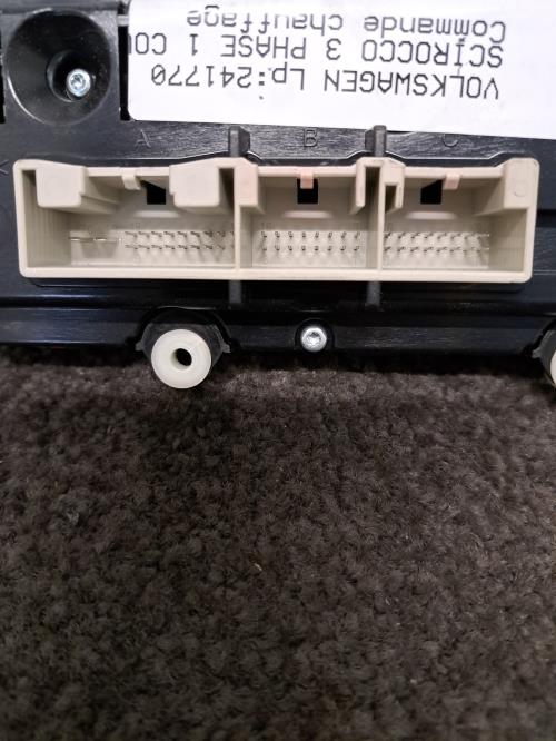 Image Commande chauffage - VOLKSWAGEN SCIROCCO 3