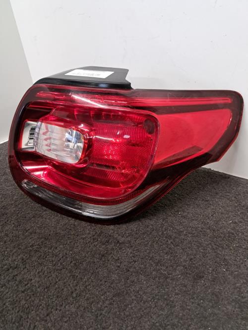 Image Feu arriere principal droit (feux) - CITROEN DS3