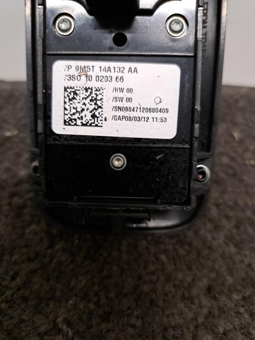 Image Interrupteur de leve vitre avant gauche - FORD KUGA 1