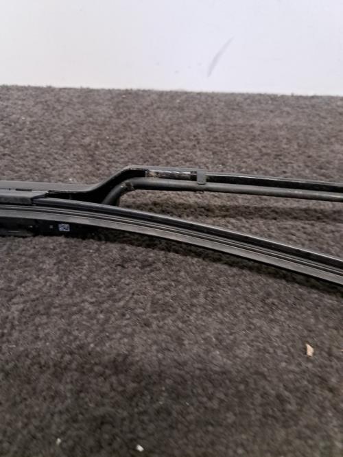 Image Bras essuie glace avant gauche - PEUGEOT 5008 2
