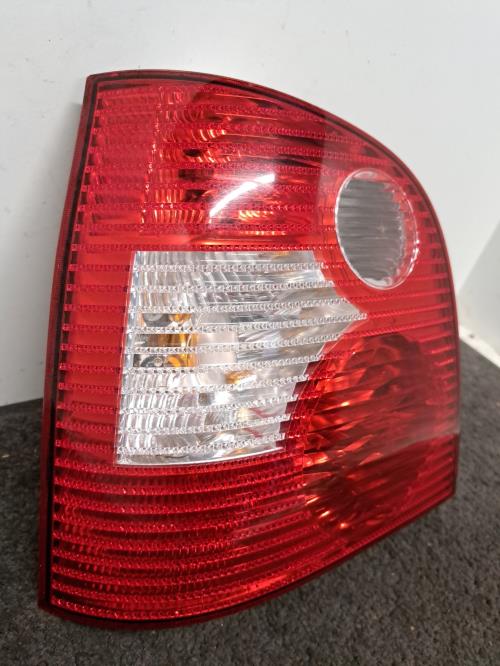 Image Feu arriere principal gauche (feux) - VOLKSWAGEN POLO 4