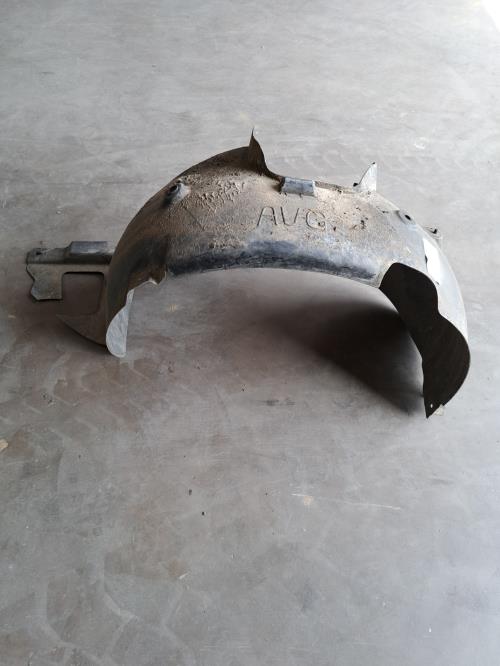 Image Pare boue avant gauche - PEUGEOT 208 1