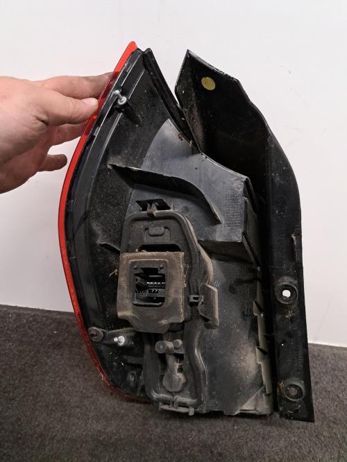 Image Feu arriere principal droit (feux) - RENAULT SCENIC 2