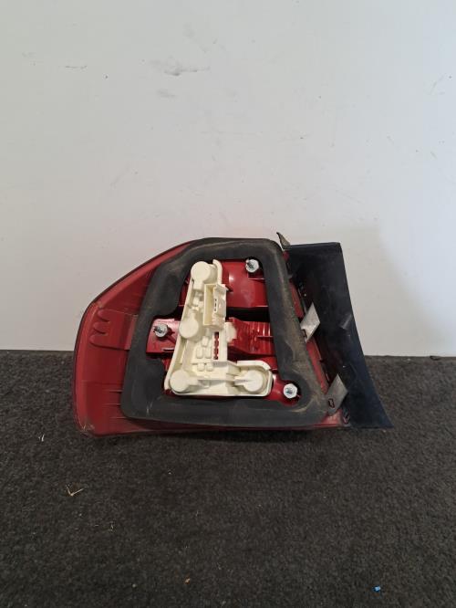 Image Feu arriere principal droit (feux) - BMW SERIE 3 E90