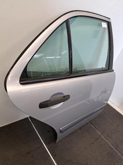 Image Porte arriere droit - MERCEDES CLASSE E 210