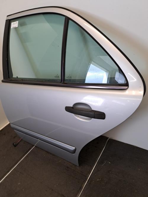 Image Porte arriere gauche - MERCEDES CLASSE E 210