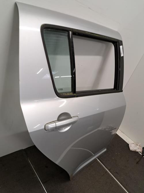 Image Porte arriere droit - SUZUKI SWIFT 3