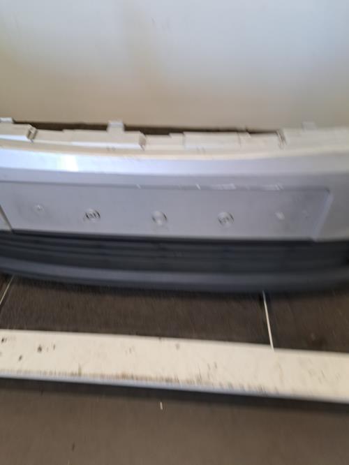 Image Pare choc avant - FORD C-MAX 1