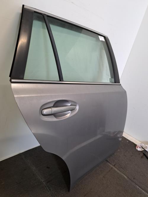 Image Porte arriere droit - SUBARU LEGACY 4