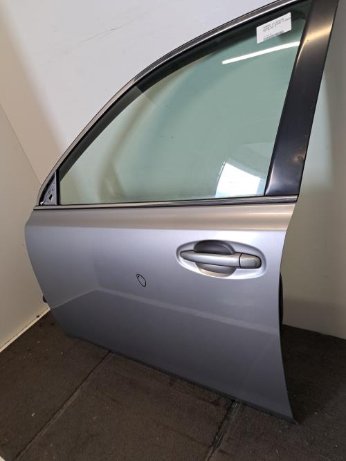 Image Porte avant gauche - SUBARU LEGACY 4