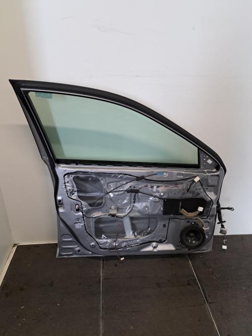 Image Porte avant gauche - SUBARU LEGACY 4