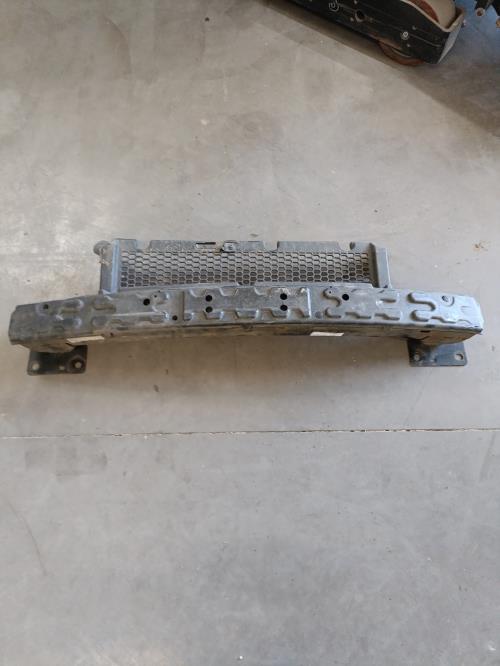 Image Renfort pare choc avant (traverse) - CHRYSLER GRAND VOYAGER 5