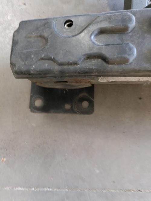 Image Renfort pare choc avant (traverse) - CHRYSLER GRAND VOYAGER 5