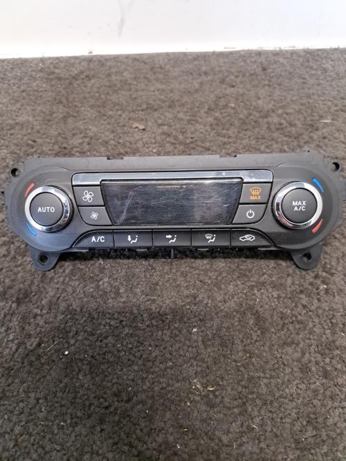 Image Commande chauffage - FORD FOCUS 3