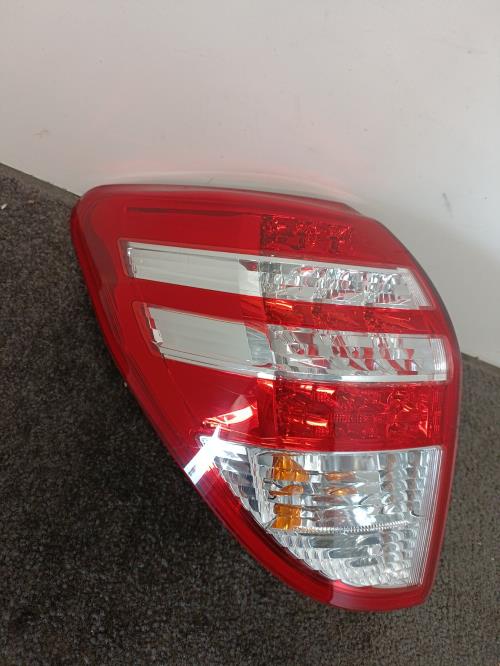 Image Feu arriere principal gauche (feux) - TOYOTA RAV4 3