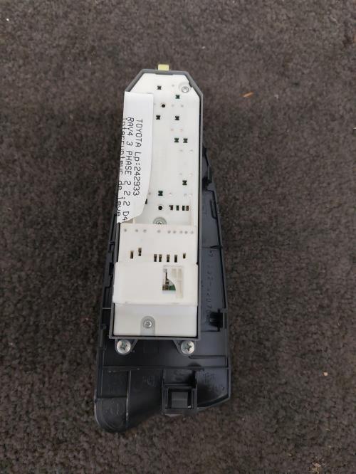 Image Interrupteur de leve vitre avant gauche - TOYOTA RAV4 3