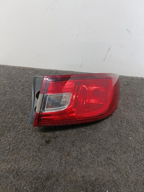 Image Feu arriere principal droit (feux) - RENAULT CLIO 4