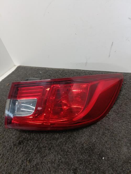 Image Feu arriere principal droit (feux) - RENAULT CLIO 4