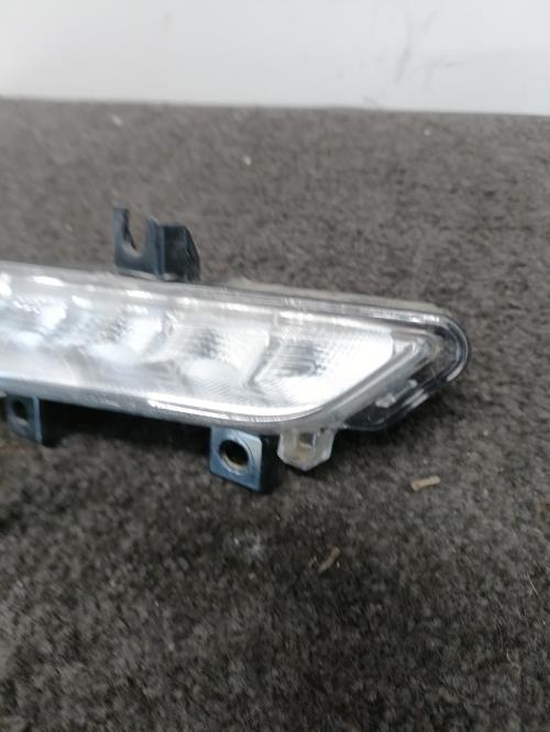 Image Feu diurne avant gauche - RENAULT CLIO 4