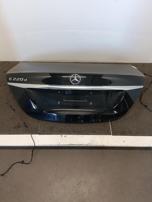 Image Malle/Hayon arriere - MERCEDES CLASSE E 213