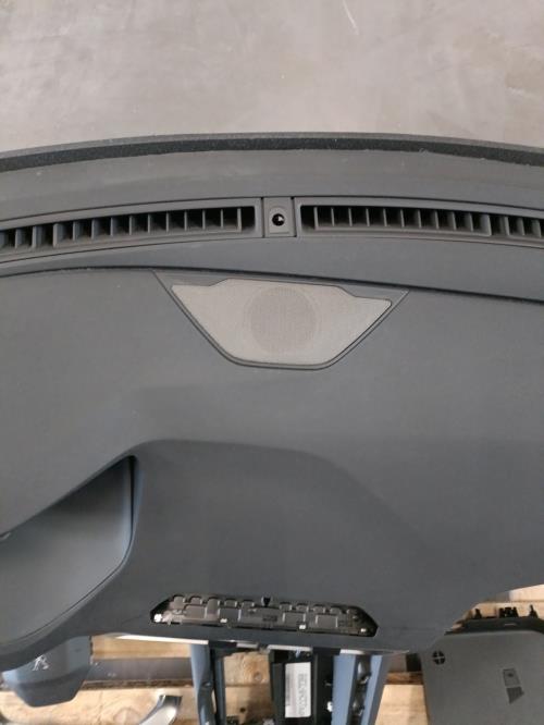 Image Planche de bord complete - PEUGEOT 5008 2