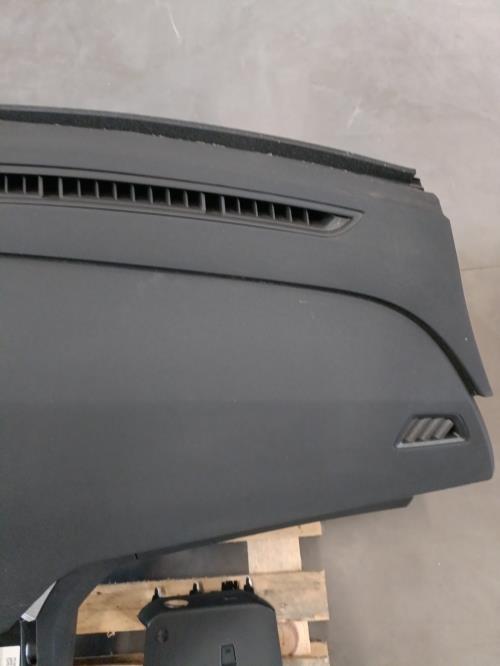 Image Planche de bord complete - PEUGEOT 5008 2