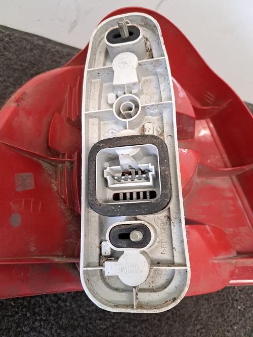 Image Feu arriere principal droit (feux) - RENAULT TWINGO 1
