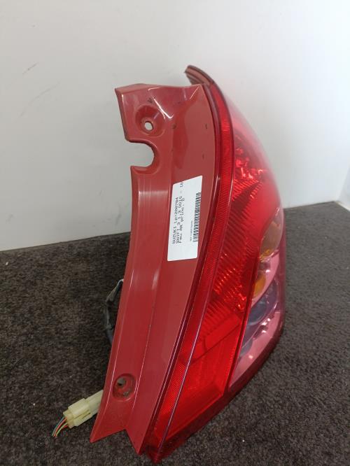 Image Feu arriere principal droit (feux) - SUZUKI SWIFT 3