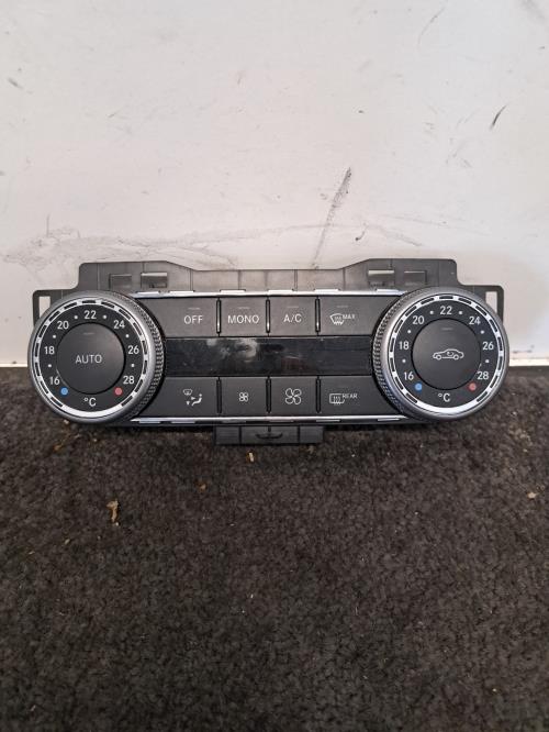 Image Commande chauffage - MERCEDES CLASSE C 204