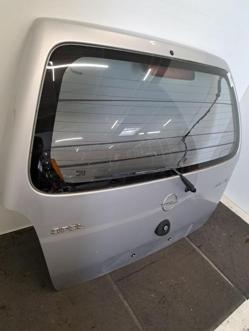 Image Malle/Hayon arriere - OPEL AGILA A